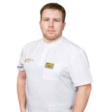 Теплов Павел Анатольевич, стоматолог-хирург