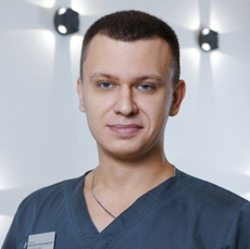 Махин Дмитрий Александрович, стоматолог-терапевт