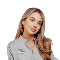 Курачинова Зарина Арсеновна, офтальмолог