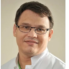 Волков Евгений Николаевич, офтальмолог