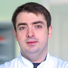 Пашьян Давид Андроникович, стоматолог-хирург