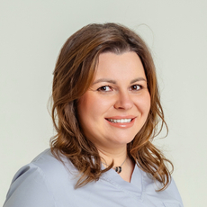 Лякишева Надежда Вячеславовна, стоматолог-хирург