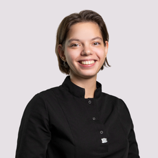 Емельянова Вероника Максимовна, детский стоматолог