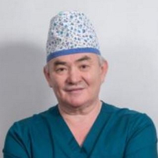 Казакбаев Амир Гайсеевич, офтальмолог-хирург