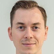 Жбанников Данил Олегович, стоматолог-хирург