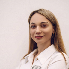 Попова Карина Эдуардовна, стоматолог-терапевт