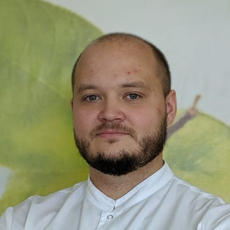 Шугаев Александр Иванович, стоматолог-хирург