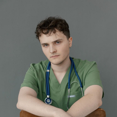 Грецов Илья Дмитриевич, терапевт