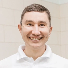 Безруков Владимир Игоревич, стоматолог-терапевт