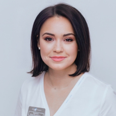 Бражник Юлия Валерьевна, стоматолог-терапевт