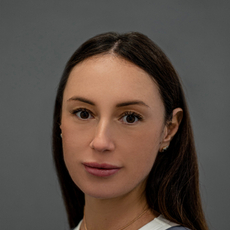 Леонова Елена Леонидовна, стоматолог-терапевт