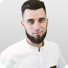 Дмитриев Виктор Владимирович, стоматолог-хирург