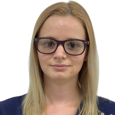 Мезенцева Анастасия Евгеньевна, стоматолог-терапевт