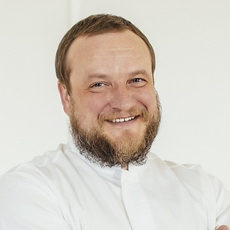 Тетерин Олег Александрович, стоматолог-терапевт