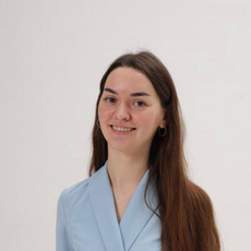 Ярченкова Екатерина Вячеславовна, стоматолог-терапевт