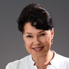 Уютова Татьяна Амировна, стоматолог-терапевт