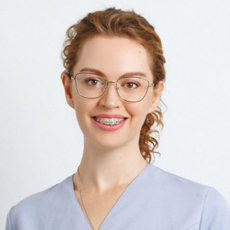 Брындина Юлия Артуровна, стоматолог-терапевт