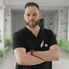 Нарбутов Антон Геннадиевич, детский хирург