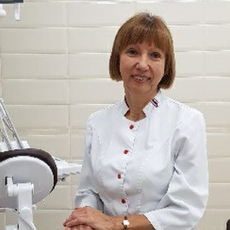 Кошелева Наталия Евгеньевна, стоматолог-терапевт