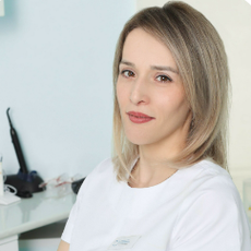 Чернышкова Елена Юрьевна, стоматолог-терапевт