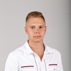 Самошин Аркадий Андреевич, стоматолог-терапевт