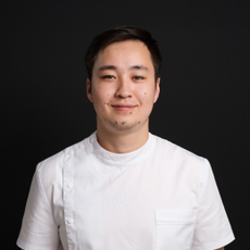 Пак Вячеслав Дмитриевич, стоматолог-терапевт