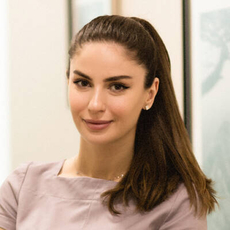 Парастаева Зинаида Васильевна, стоматолог-терапевт