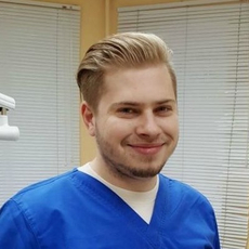 Бурунов Артём Борисович, стоматолог-терапевт