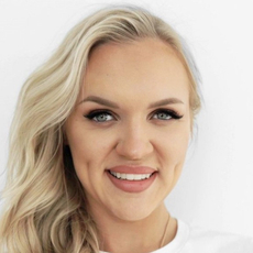 Усс (Яковлева) Алена Андреевна, ортодонт