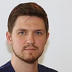 Гафаров Ильяс Зульфирович, офтальмолог-хирург