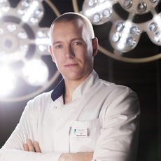 Гутоп Максим Максимович, пластический хирург