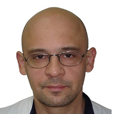 Попов Арсен Юрьевич, хирург