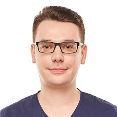 Мамалига Владислав Александрович, стоматолог-хирург