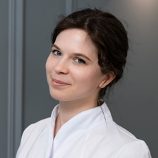 Измайлова (Бруева) Екатерина Вячеславовна, стоматолог-терапевт