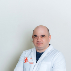 Емкужев Олег Леонович, ортопед