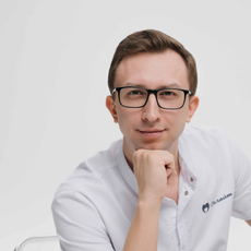 Никешин Дмитрий Викторович, стоматолог-хирург