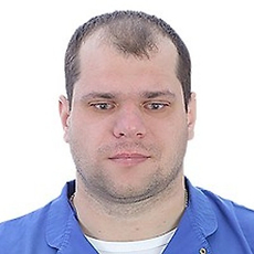 Сушков Максим Григорьевич, массажист