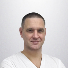 Соловьев Олег Викторович, стоматолог-хирург