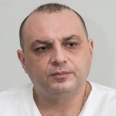 Саакян Роман Альбертович, хирург