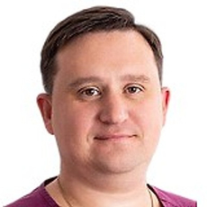 Чеботарев Роман Сергеевич, имплантолог