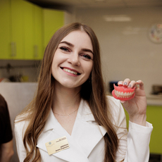 Дежурная Диана Андреевна, стоматолог-терапевт