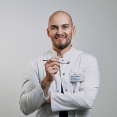 Никифоров Илья Алексеевич, стоматолог-ортопед