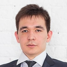 Хикматуллин Ренат Ильдарович, офтальмолог-хирург