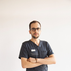 Семенков Александр Сергеевич, стоматолог-терапевт