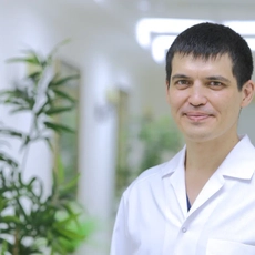 Янгиров Искандер Вазирович, эндоскопист