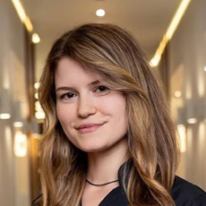 Жарова Евгения Сергеевна, стоматолог-терапевт