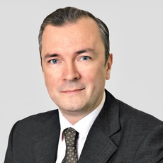 Адмакин Олег Иванович, стоматолог-терапевт