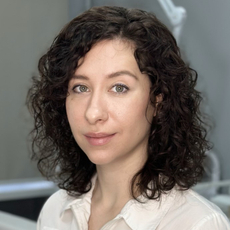 Наволока Алина Евгеньевна, врач-косметолог