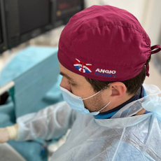 Атмадзас Кирилл Александрович, сосудистый хирург