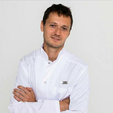 Белоногов Николай Львович, пластический хирург